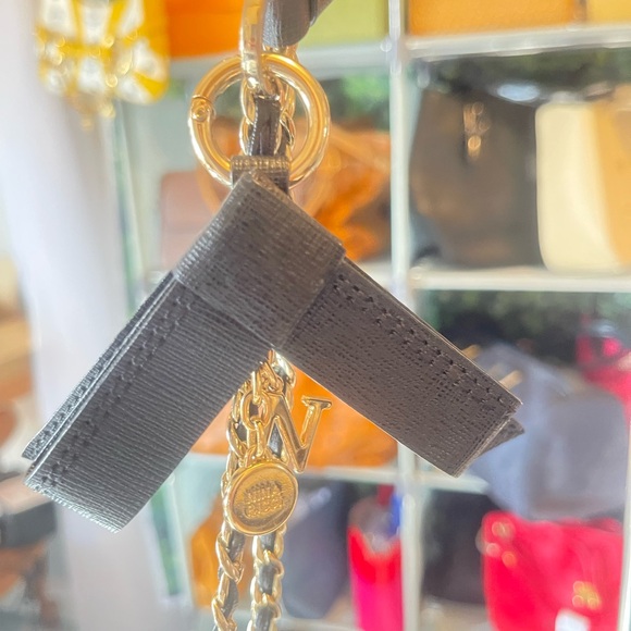 NINA RICCI QUILTED 2way BAG EUC - Picture 11 of 12